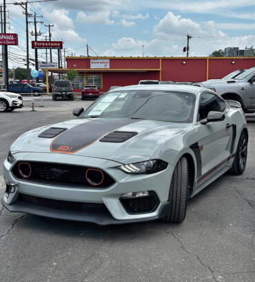 2023 Ford Mustang Mach 1
