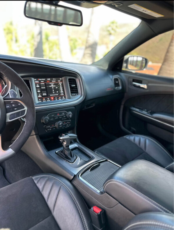 2020 Dodge Charger · SRT Hellcat - Image 11