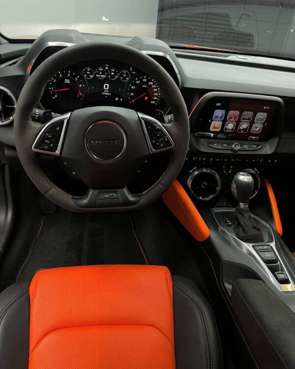 2018 Chevrolet Camaro . ZL1 Coupe 2D - Image 9