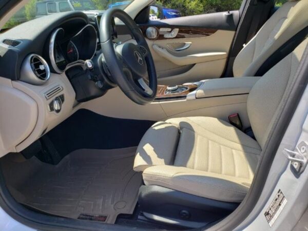 2019 MERCEDES BENZ C300 - Image 7